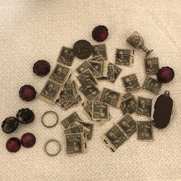 Vintage Other - CLEARANCE ⭐️Vintage stamp and miscellaneous bundle
